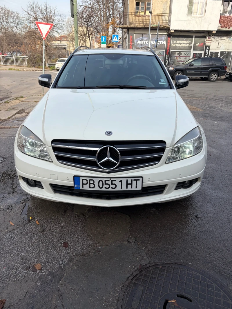 Mercedes-Benz C 180, снимка 3 - Автомобили и джипове - 52724061