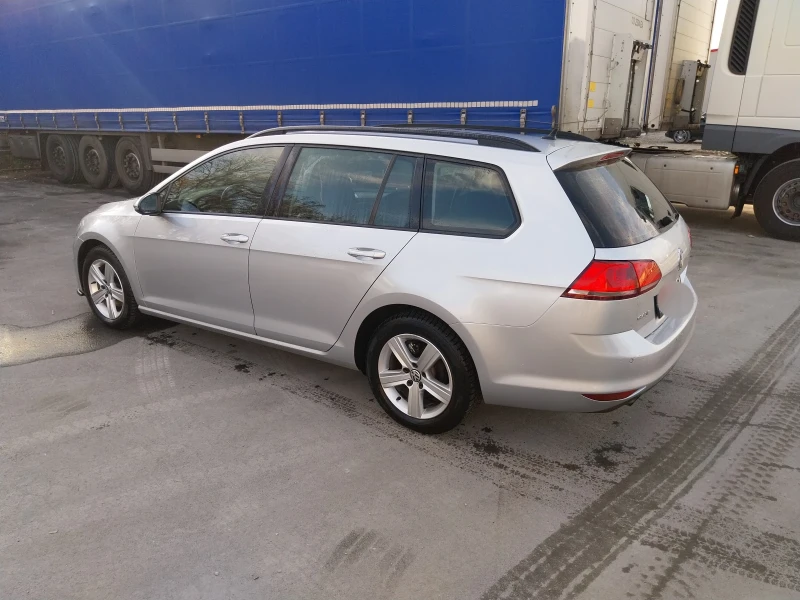 VW Golf, снимка 3 - Автомобили и джипове - 52827619