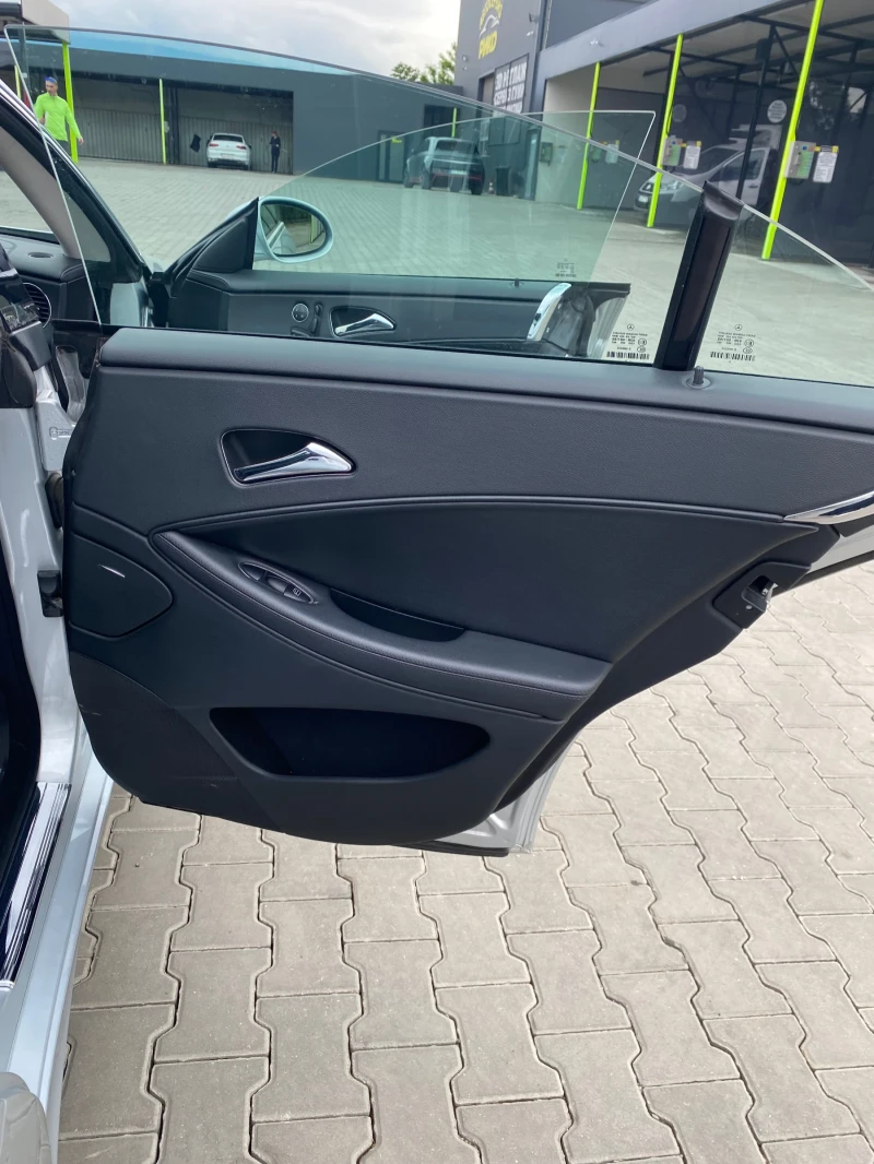Mercedes-Benz CLS 350, снимка 13 - Автомобили и джипове - 52981636