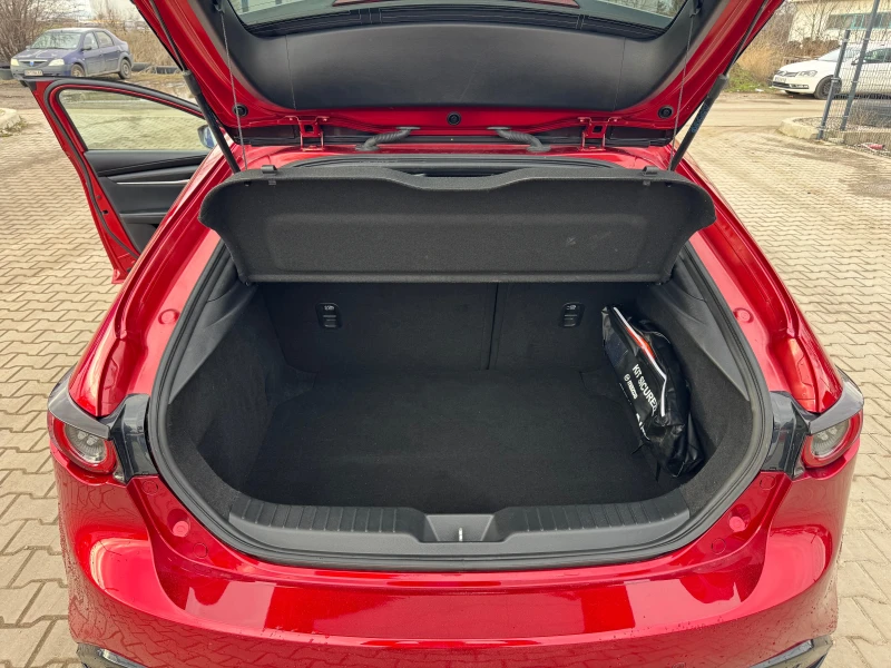 Mazda 3 2.0 УНИКАТ Хибрид, снимка 7 - Автомобили и джипове - 53123439