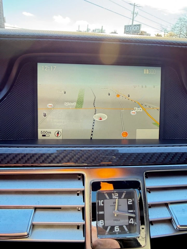 Mercedes-Benz CLS 63 AMG * HARMAN KARDON * DISTRONIC * КАМЕРА, снимка 16 - Автомобили и джипове - 54407092