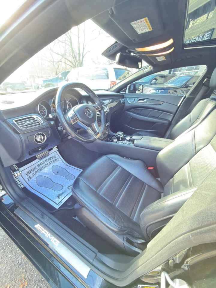 Mercedes-Benz CLS 63 AMG * HARMAN KARDON * DISTRONIC * КАМЕРА, снимка 4 - Автомобили и джипове - 54407092