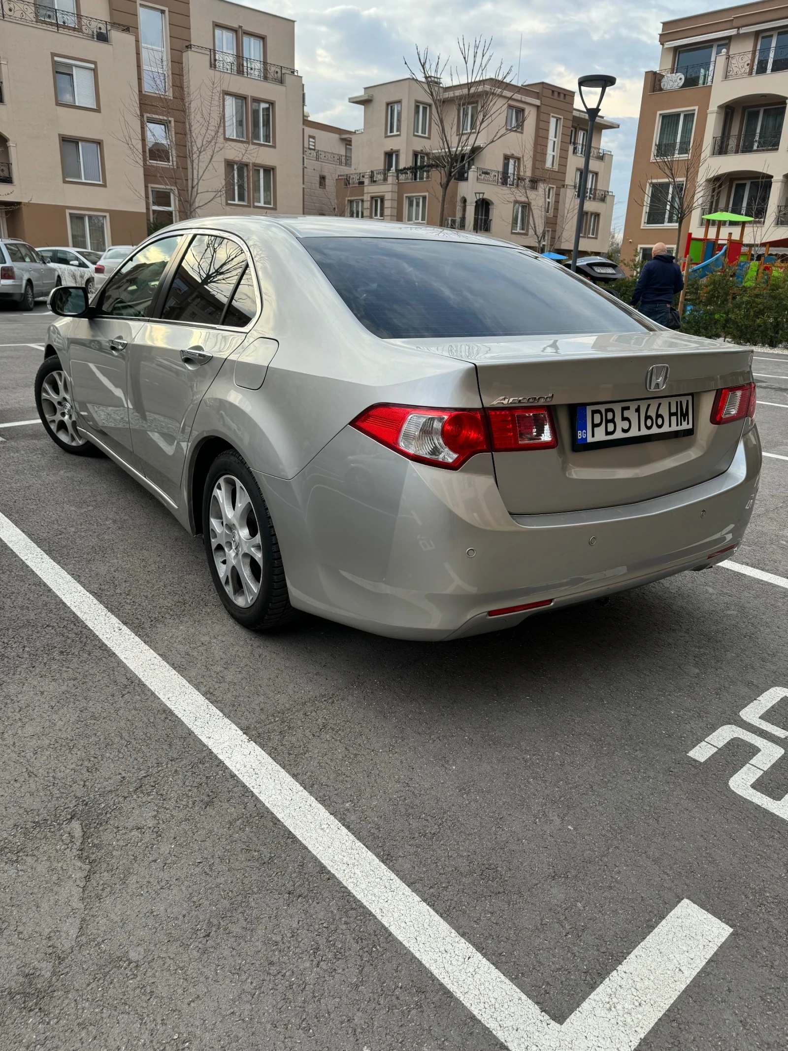 Honda Accord Honda Accord 2.2D 2011 - изображение 5