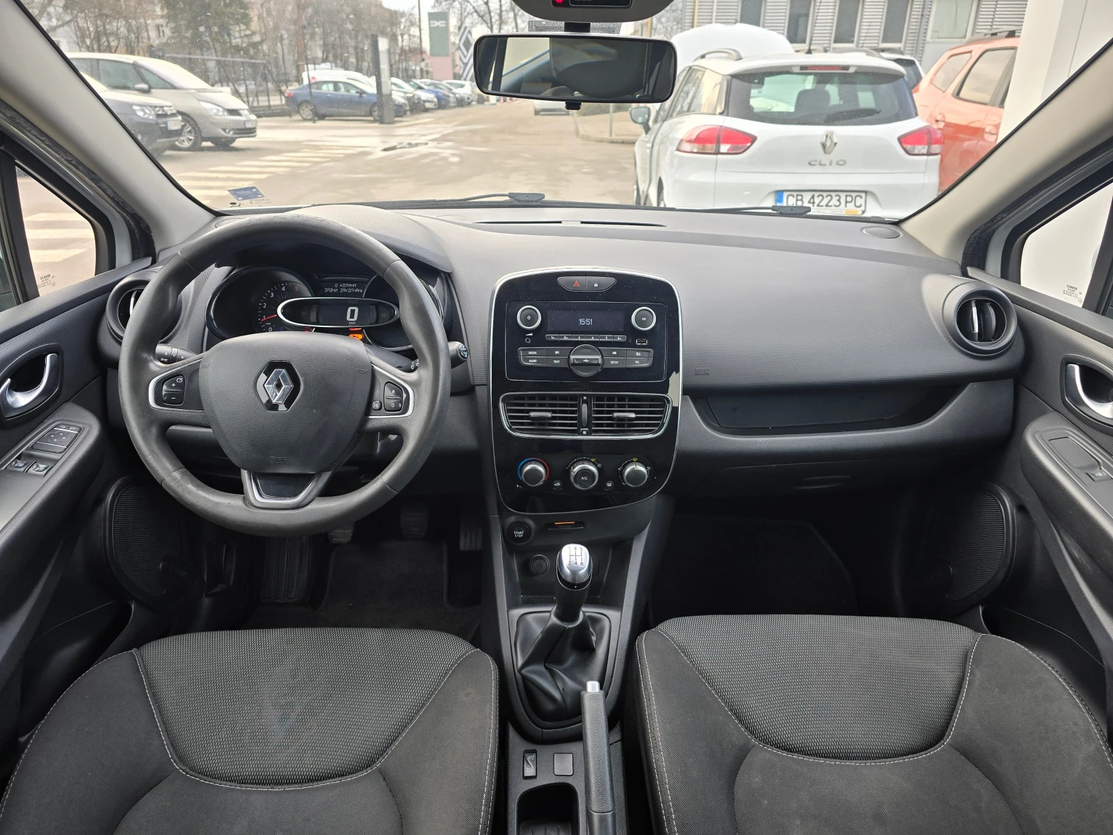 Renault Clio 1.5 dCi - изображение 8