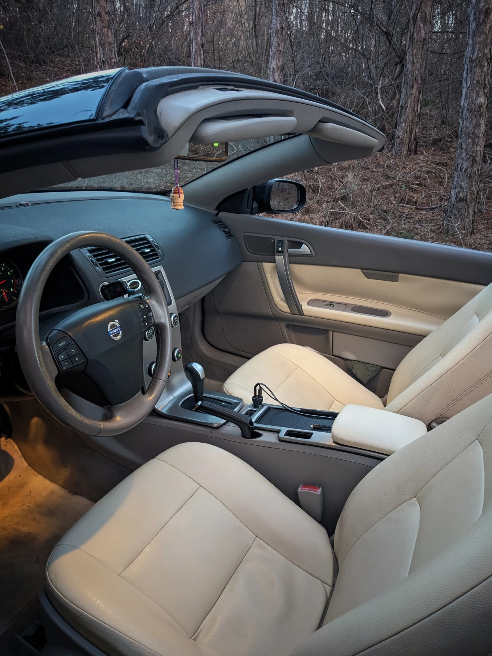 Volvo C70 T5 - изображение 5