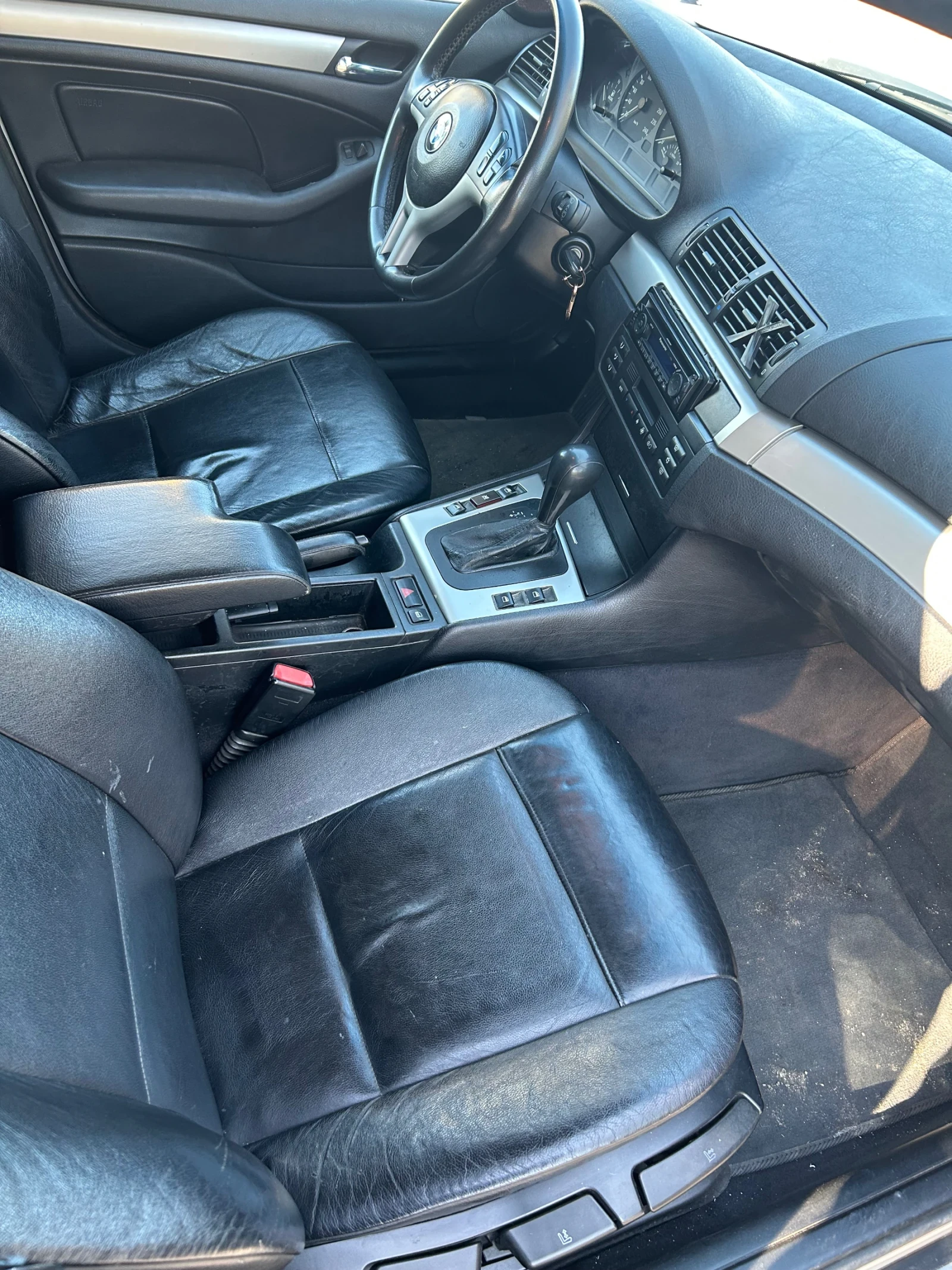 BMW 330 3.0d 184 на задно - изображение 8