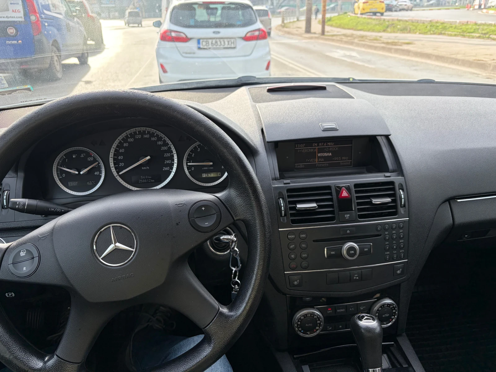 Mercedes-Benz C 180  - изображение 7