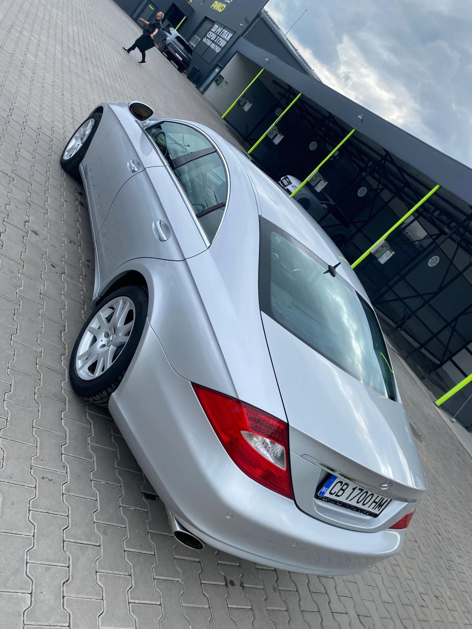 Mercedes-Benz CLS 350  - изображение 5