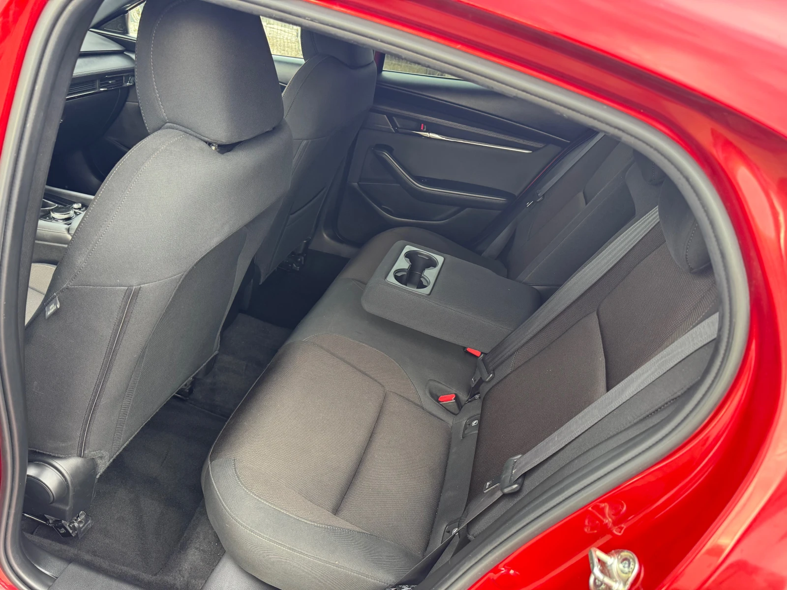 Mazda 3 2.0 УНИКАТ Хибрид - изображение 9