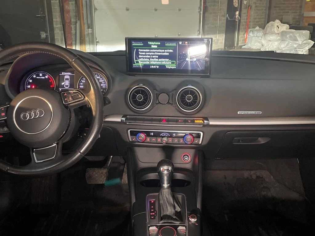 Audi A3 2.0T Komfort | AWD | CARFAX | ������� | �������� | Mobile.bg � ����������� 16