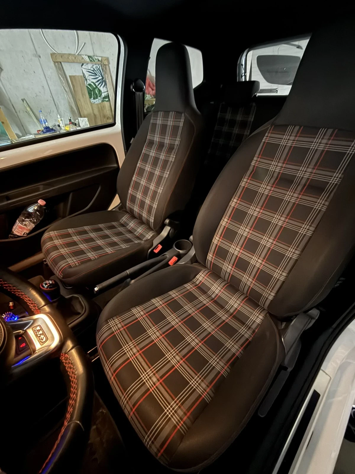 VW Up GTI, снимка 9 - Автомобили и джипове - 53836568