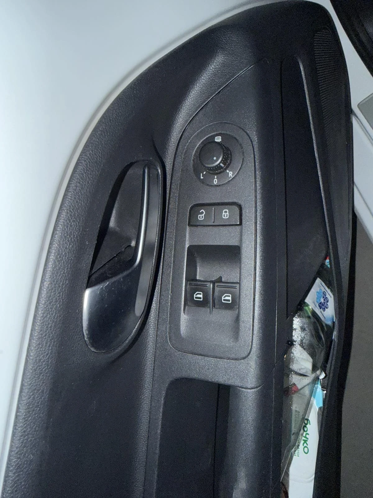 VW Up GTI, снимка 8 - Автомобили и джипове - 53836568