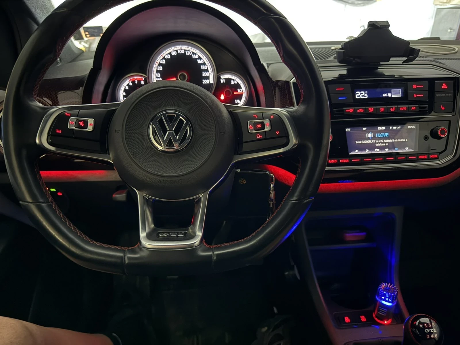 VW Up GTI, снимка 6 - Автомобили и джипове - 53836568