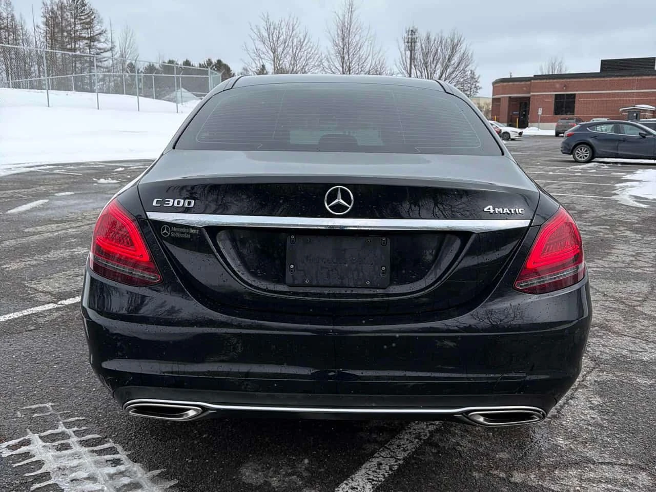 Mercedes-Benz C 300 * CARFAX * ЦЕНА ДО БГ, снимка 4 - Автомобили и джипове - 53904650