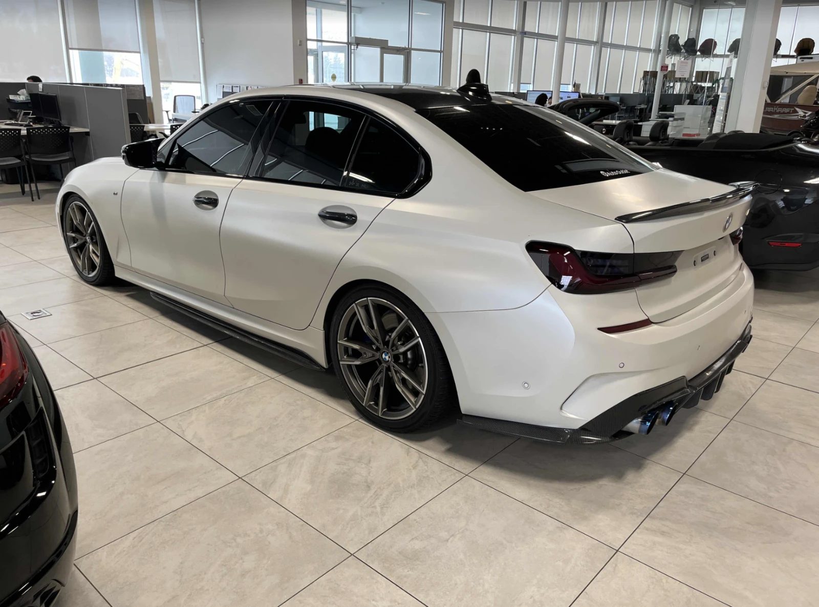 BMW 340 xddive* MPACKAGE* Keyless* Premium audio* PANO* Me, снимка 2 - Автомобили и джипове - 53989704