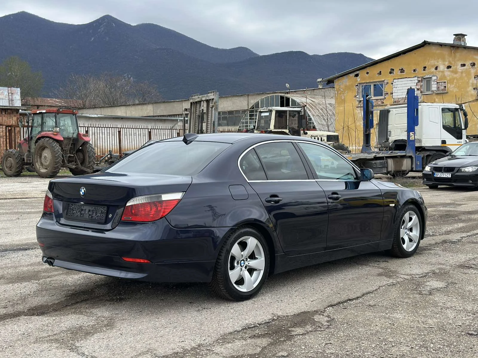 BMW 525 2.5D 177к.с * Lodgic 7* Подгреви* , снимка 4 - Автомобили и джипове - 54035807
