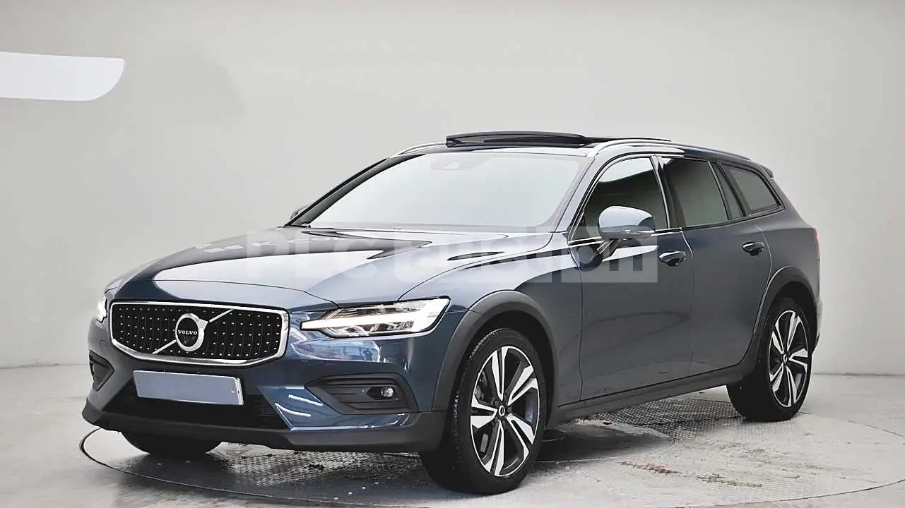 Volvo V60 T5 | PANO| 360CAM| HUD| ���.��������� | Mobile.bg � ����������� 1