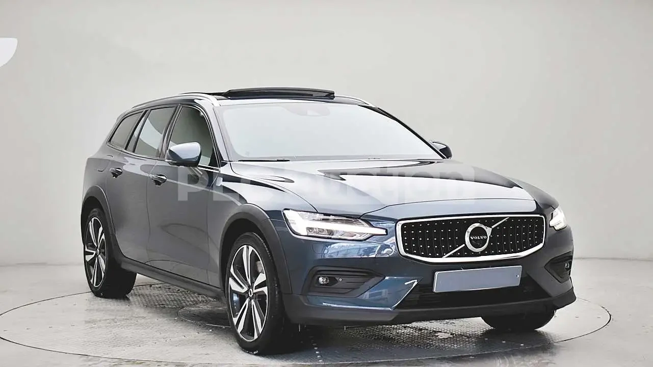 Volvo V60 T5 | PANO| 360CAM| HUD| ���.��������� | Mobile.bg � ����������� 4