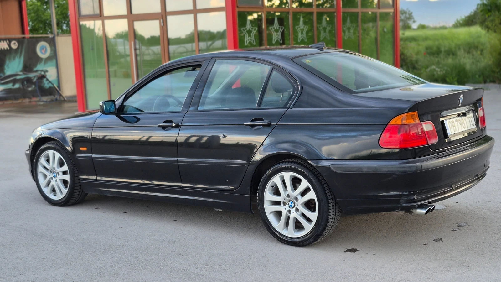 BMW 323 2.5 Бенз/Газ 170 Коня, снимка 6 - Автомобили и джипове - 54547785