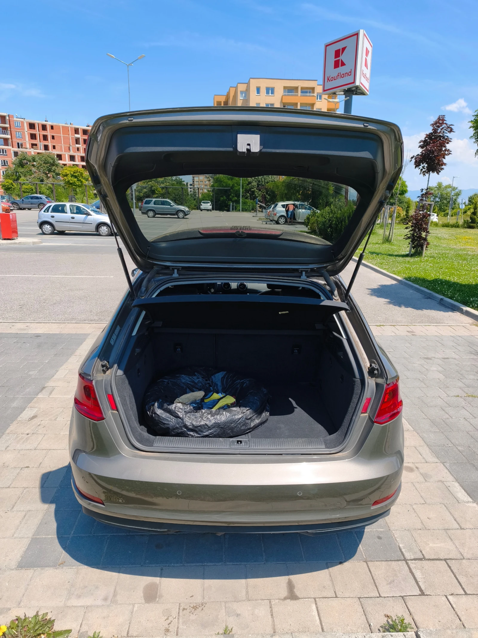 Audi A3 1.4 TFSI Бензин/Метан, снимка 6 - Автомобили и джипове - 54982437