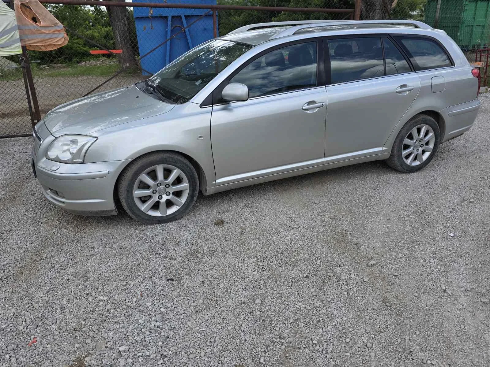 Toyota Avensis, снимка 2 - Автомобили и джипове - 55325737