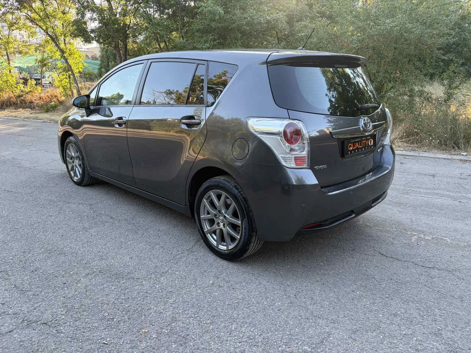 Toyota Verso 1.8 i FULL FULL, снимка 7 - Автомобили и джипове - 55687493