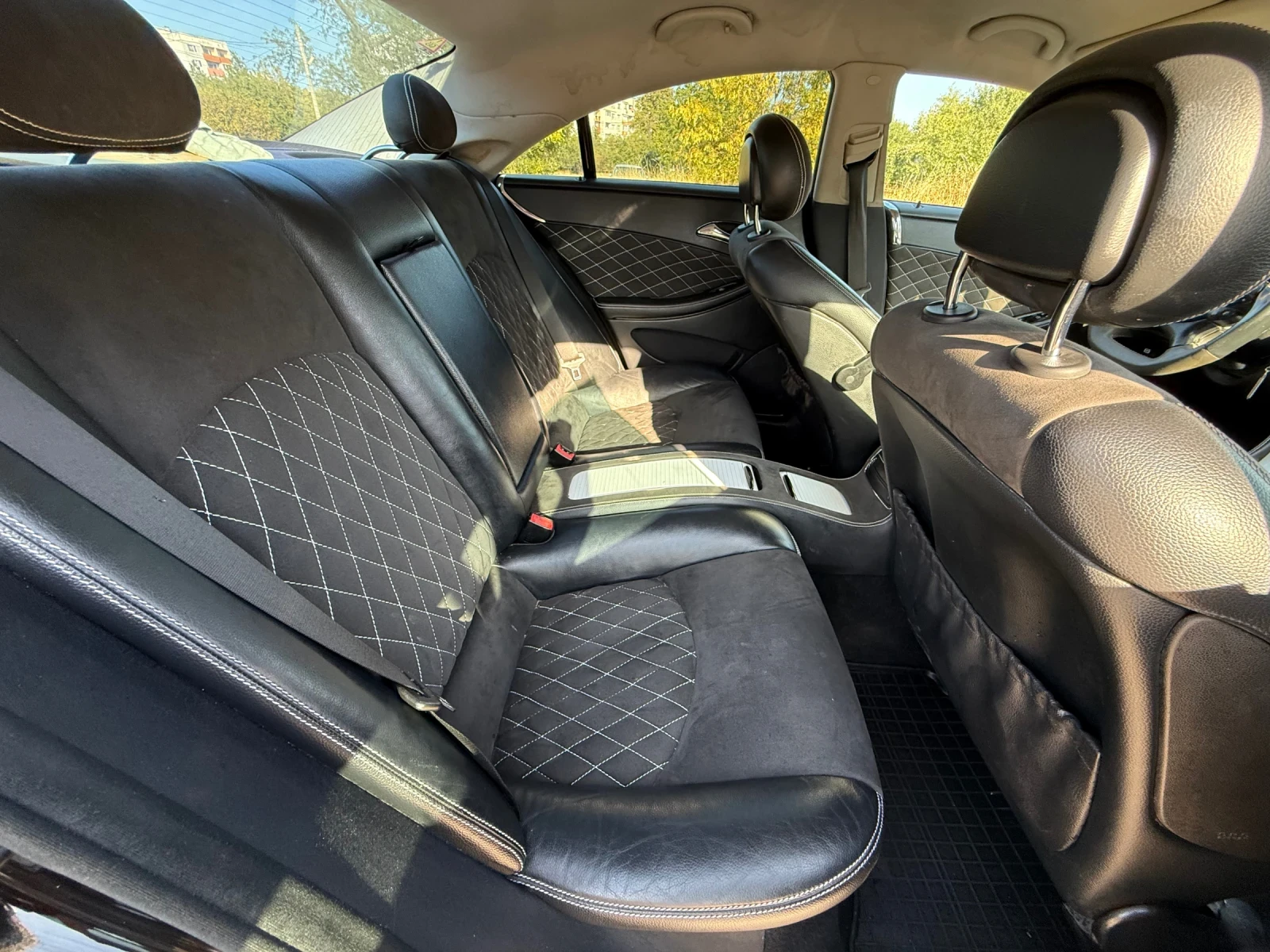 Mercedes-Benz CLS 350, снимка 11 - Автомобили и джипове - 56009979