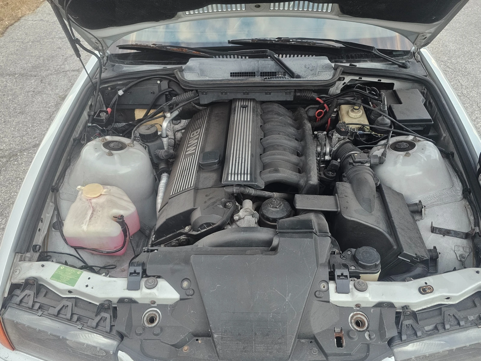 BMW 323, снимка 11 - Автомобили и джипове - 56087508