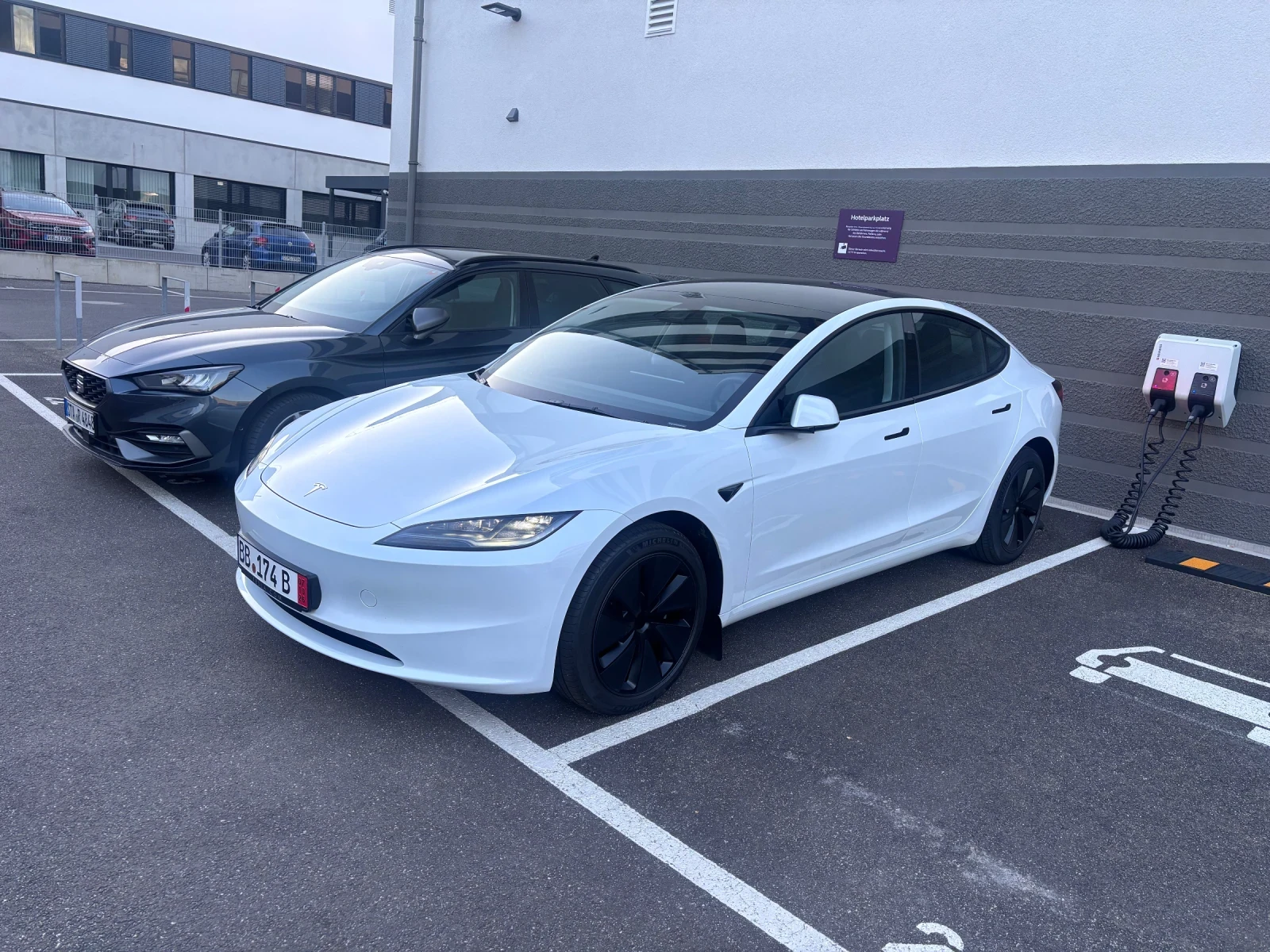 Tesla Model 3 Highland- Гаранционна, снимка 5 - Автомобили и джипове - 56216938