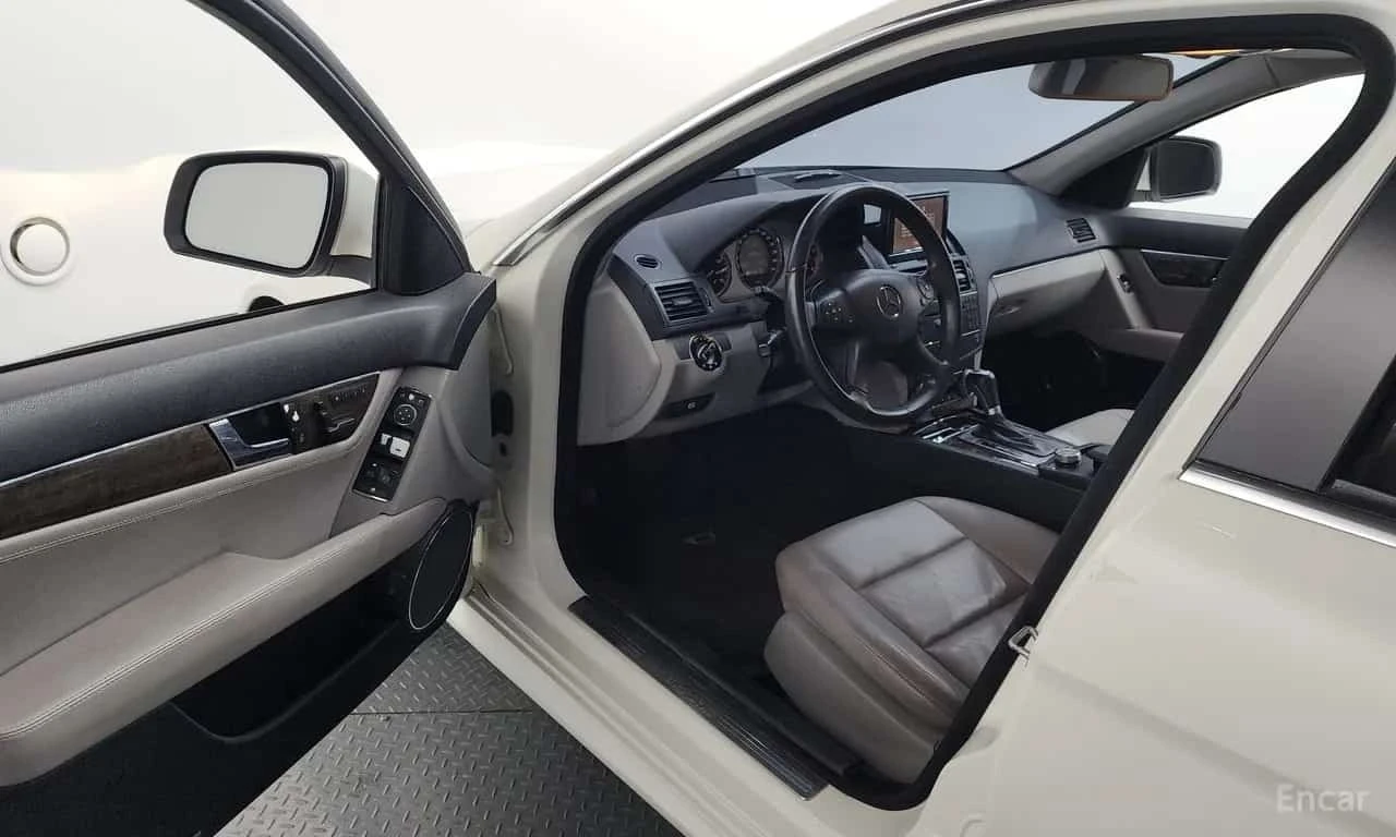Mercedes-Benz C 230 * C230 AVANTGARDE * ЦЕНА ДО БГ, снимка 10 - Автомобили и джипове - 56303334