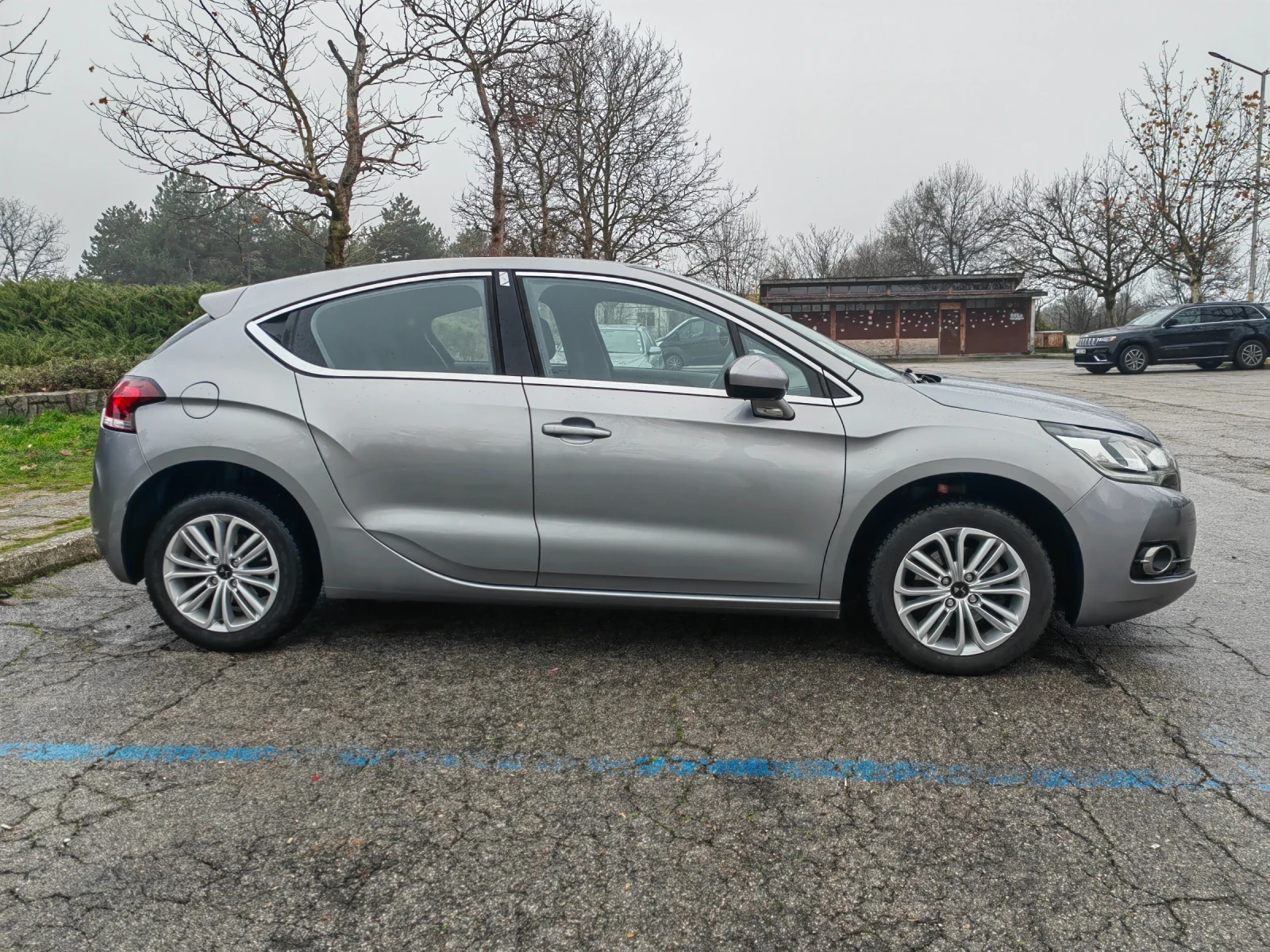 Citroen DS4 1.6Blue-Hdi automatic facelift , снимка 3 - Автомобили и джипове - 56536179