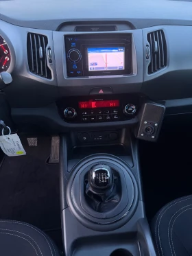 Kia Sportage 1.6i 135кс ЕВРО 5, снимка 13