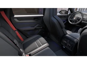 Porsche Cayenne GTS/COUPE/4WD/PDCC/REAR AXLE/PANO/BOSE/360/ | Auto.bg — изображение 13