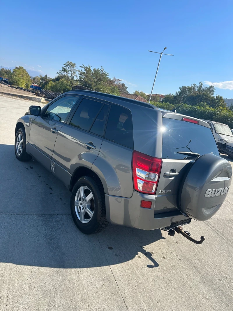 Suzuki Grand vitara 2008, снимка 4 - Автомобили и джипове - 47647911