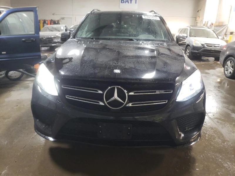 Mercedes-Benz GLE 43 AMG 4MATIC Harman/Kardon м.точка* KeylessGO* Пано* , снимка 2 - Автомобили и джипове - 48510305