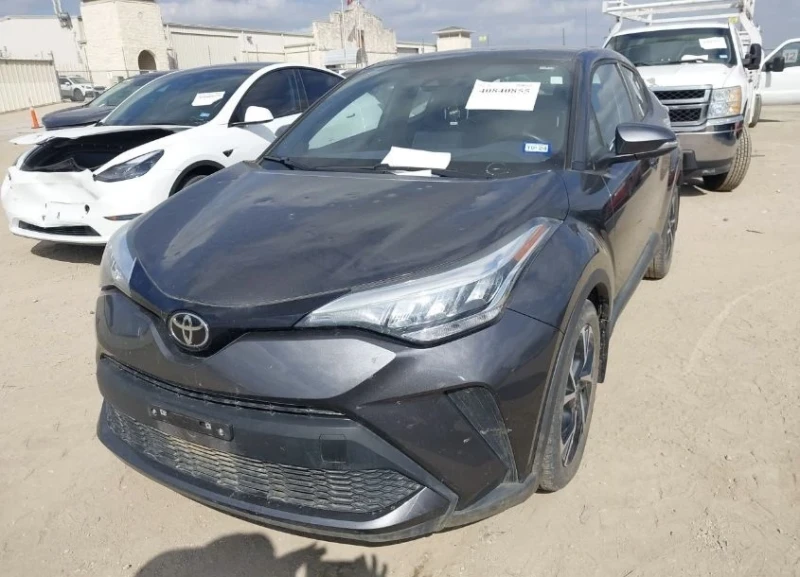 Toyota C-HR XLE, снимка 2 - Автомобили и джипове - 49226275