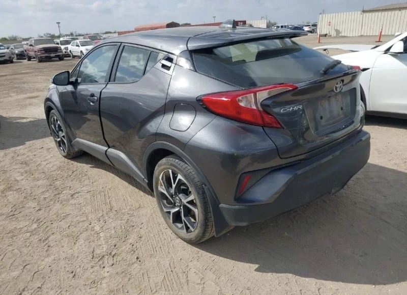 Toyota C-HR XLE, снимка 4 - Автомобили и джипове - 49226275