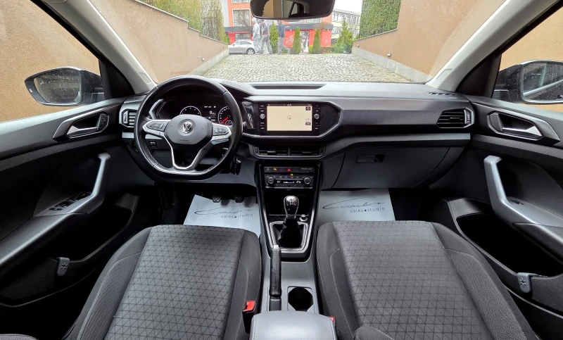 VW T-Cross 2020/Navi/Kamera, снимка 12 - Автомобили и джипове - 49528311