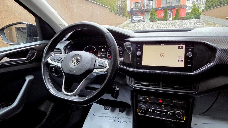 VW T-Cross 2020/Navi/Kamera, снимка 13 - Автомобили и джипове - 49528311