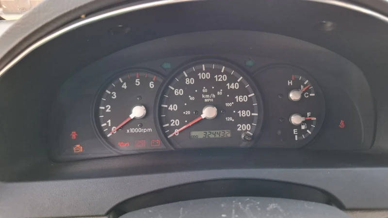 Kia Sorento, снимка 8 - Автомобили и джипове - 52585114