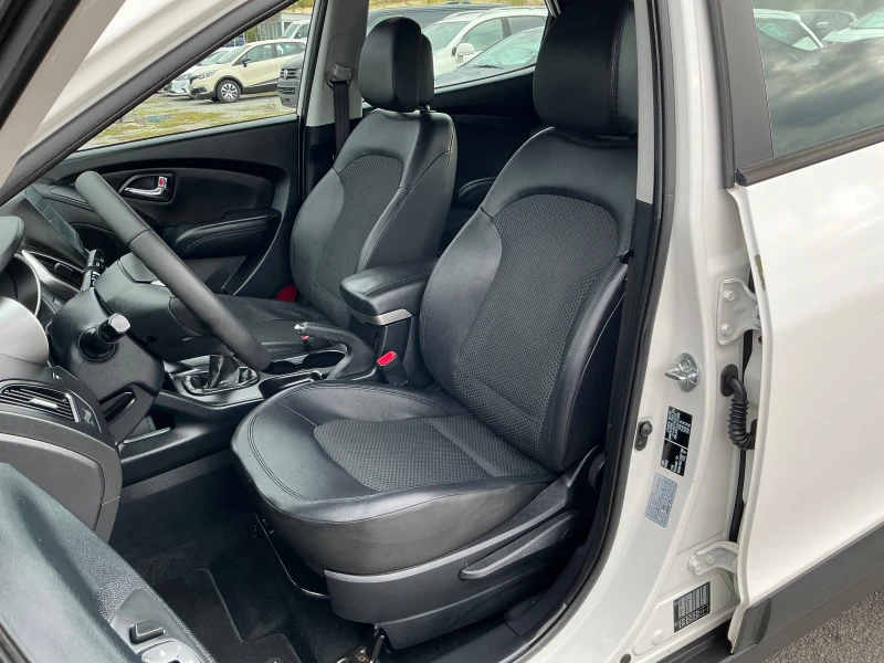 Hyundai IX35 1.7 CRDI, снимка 13 - Автомобили и джипове - 52011985