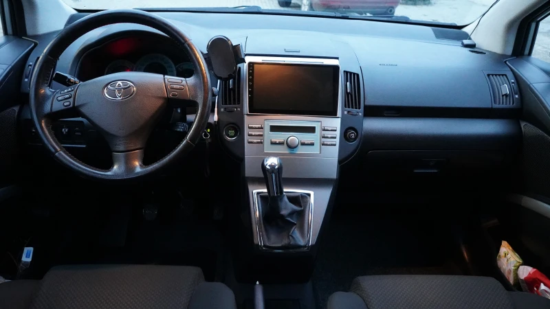 Toyota Rav4 2.2/6 ск., снимка 7 - Автомобили и джипове - 52594785