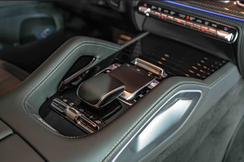 Mercedes-Benz GLE 63 S AMG AMG 4M S Coupe, снимка 13 - Автомобили и джипове - 52596003