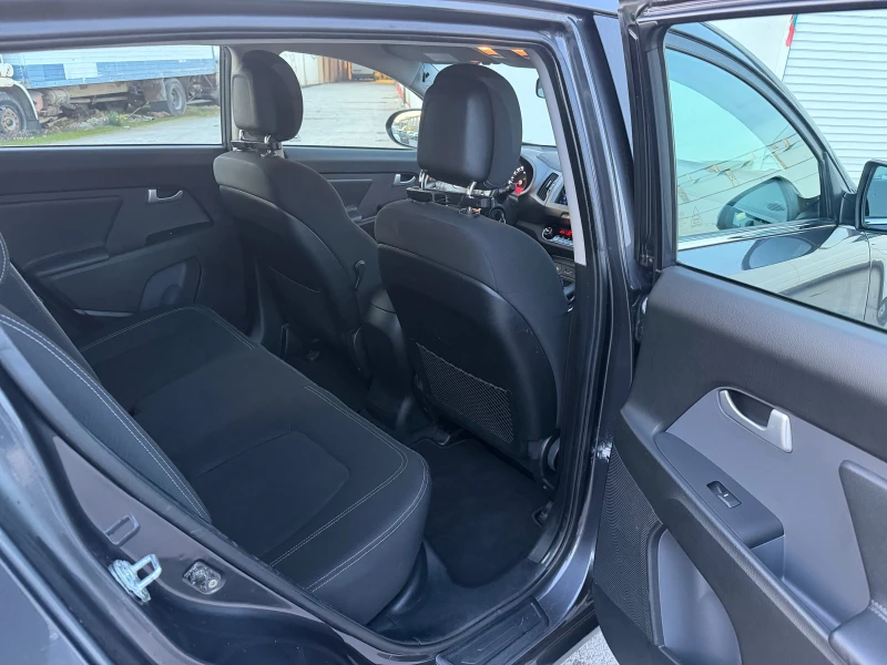 Kia Sportage 1.6i 135кс ЕВРО 5, снимка 10 - Автомобили и джипове - 52840500