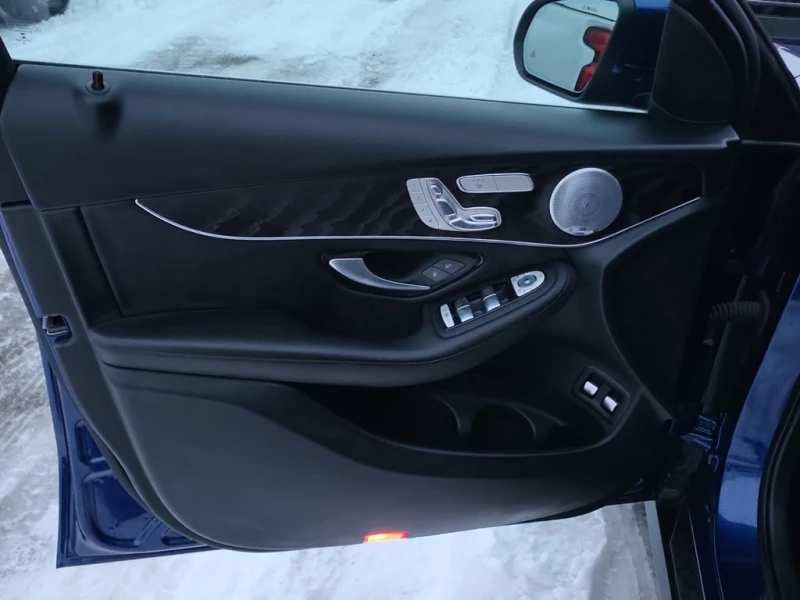 Mercedes-Benz GLC * 350E * CARFAX * ЦЕНА ДО БГ, снимка 9 - Автомобили и джипове - 52878317