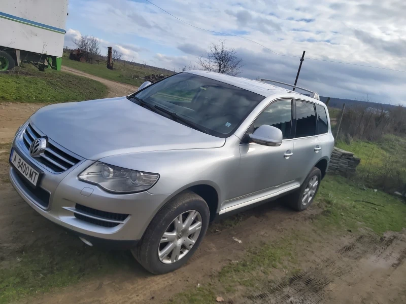 VW Touareg, снимка 2 - Автомобили и джипове - 53394171