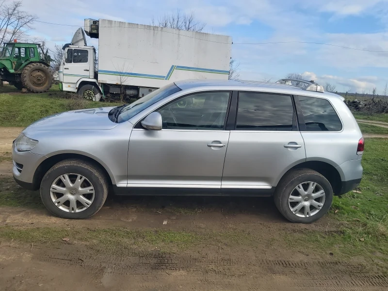 VW Touareg, снимка 3 - Автомобили и джипове - 53394171