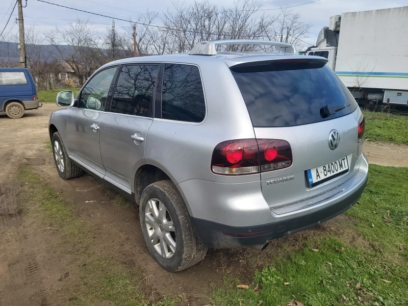 VW Touareg, снимка 4 - Автомобили и джипове - 53394171