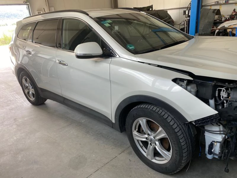 Hyundai Santa fe 2.2 D, снимка 4 - Автомобили и джипове - 33415160