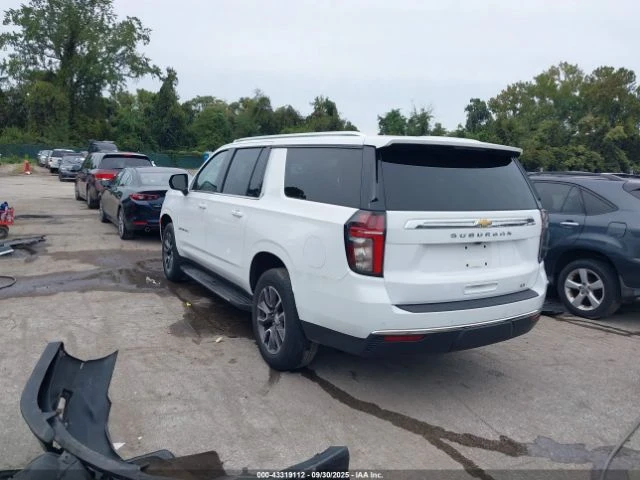 Chevrolet Suburban 4WD LT - изображение 4